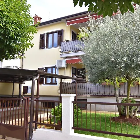 With A Parking Space - 22464 Apartment