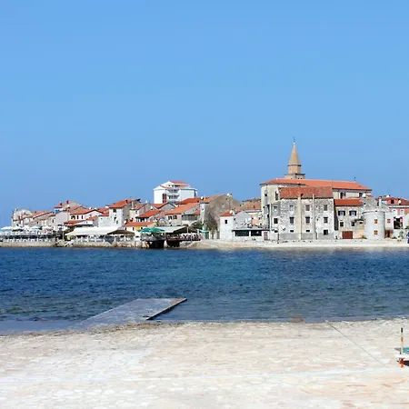 With Parking Space - 22464 Umago